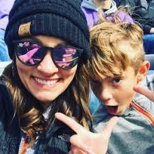 Christina Richey's Instagram, Twitter & Facebook