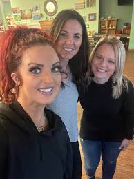 So happy I got to see this girl today ❤️ And a bonus we got to workout with  her @ Carly Pedersen class 🙌. Love ❤️ you April Imholte 💋. Now to plan  the Girls trip 🙌