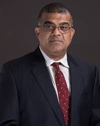 Shawn Menefee's Instagram, Twitter & Facebook