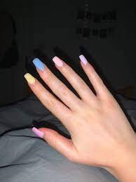 From pastels to patterns, 2020 had a lot of fun trends, which were your favorites? Pastel Rainbow Acrylic Nails Pretty Gel Nails Pastel Nails Short Acrylic Nails