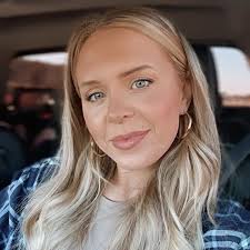 𝐄𝐫𝐢𝐧 𝐌𝐢𝐜𝐡𝐞𝐥𝐞 (@erinbean_) • Instagram photos and videos