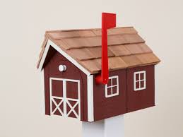Bu red barn mailbox fotoğrafını hemen indirin. Painted Wood Mailbox Carriage House Furnishings