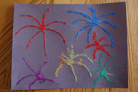 You can choose how many fireworks you'd like to draw on the page or make several for decorations. Fourth Of July Fireworks Craft I Heart Crafty Things