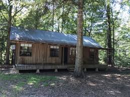 Just enough luxury to keep you civilized, but so quiet and remote, you can't help but unwind and get back in touch with the. Cabin Adjoining The National Forest Land For Sale In Liberty Amite County Mississippi 145007 Landflip