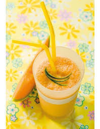 Smoothie Minceur Degonflez Avec Nos Recettes De Smoothies Minceur Elle A Table Smoothie Minceur Smoothie Recette Smoothie Melon