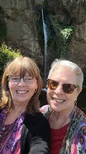 Debbie Lowe (@lalassong) • Instagram photos and videos