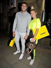 The love island lovebirds treated themselves to an array of pricey jewellery and fashion from london's designer stores. Molly Mae Hague And Tommy Fury Reunite For Date Night After Laughing Gas Video Emerges Daily Star