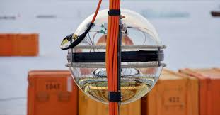 Position précise du point le plus profond de la planète (10.994 ± 40 mètres) dans la fosse des mariannes (étoile jaune). Breve La Russie Installe Un Telescope Geant Dans Le Lac Le Plus Profond Du Monde