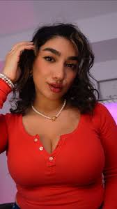 AlphaLeedah - Free pics, galleries & more at Babepedia