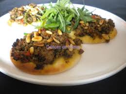 Pizzas Libanaises A La Viande Lahm Bi Ajin Les Delices De Mimm Cuisine Libanaise Recette Cuisine Orientale