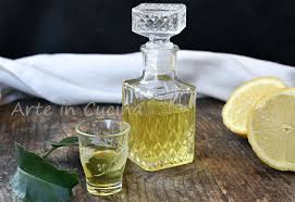 Ingredienti per 2 lt di limoncello Limoncello Di Sal De Riso Limoncello Liquori Riso