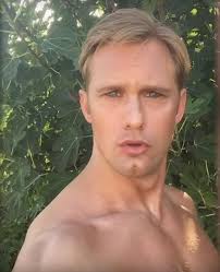 Thinking about Zoolander being 20 years old this year and grateful they  found a way to give Alex a cameo in the sequel (RIP Meekus!)  #ThirstyThursday : r/alexanderskarsgard