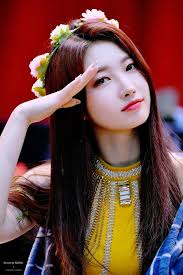 Sihyeon Kpics In 2020 Kpop Girls Yuehua Entertainment Korean Girl Groups