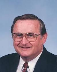 Everett Schwartz's Instagram, Twitter & Facebook