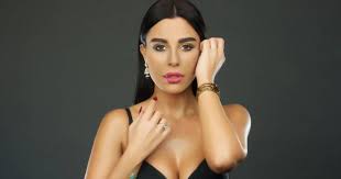 (لن تصدّقي كيف كانت أسيل عمران قبل عمليّات التجميل). Ø£ÙƒØ«Ø± Ù…Ù† 5 Ø¹Ù…Ù„ÙŠØ§Øª ØªØ¬Ù…ÙŠÙ„ Ø®Ø¶Ø¹Øª Ù„Ù‡Ø§ Ù„ÙŠÙ„Ù‰ Ø§Ø³ÙƒÙ†Ø¯Ø± ÙƒÙŠÙ ÙƒØ§Ù†Øª Ù‚Ø¨Ù„Ù‡Ø§ Yasmina