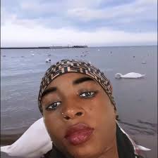 Happy sunday to all my friends , my enemy haroo🤣🤣😜