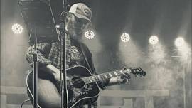Live Music: Andy Fielitz