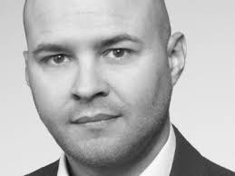 Henzgen und Nienaber steigen auf