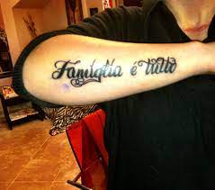 Moore and tattoo artist adam makharita to demystify the tattoo healing process. Tattoo Family Is Everything In Italian Schrift