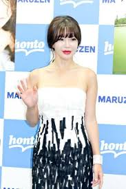 美人ゴルファーのアン シネ 写真集発売 結婚のお相手には 日本の男性も視野 写真集 アンシネ 写真