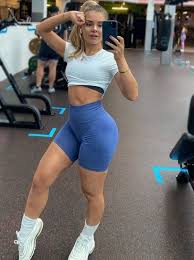 These women fitness models take it to the next level. 40 Hottest Fitness Models To Follow On Instagram Swagger Magazine