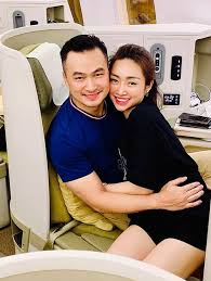 Tình cảm của chi bảo và bạn gái. Chi Báº£o Vá»£ 3 Kem 16 Tuá»•i Cá»§a Chi Báº£o Giau Ä'áº¹p Co Quan Há»‡ Vá»›i