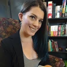 Kayla Woods's Instagram, Twitter & Facebook