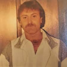 Hi there joined the group but didn't post a photo..attended from 1968 was  Susan Poole now Susan James...married Gary James of the same year  group...1N starting class for me 1R for Gaz...wished