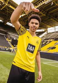View cart and check out. Soccerbible Twitterissa Fresh Off Of Their Dfb Pokal Win Last Week Borussia Dortmund Unveil Their New Home Kit For The 21 22 Campaign From Pumafootball Which They Will Debut In The Last