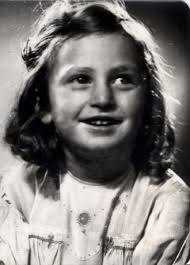 Hahn Family History: Last Name Origin & Meaning