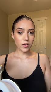 Hannah Lake's Instagram, Twitter & Facebook