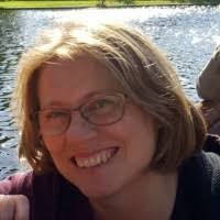 Fleur Oostwal's Instagram, Twitter & Facebook