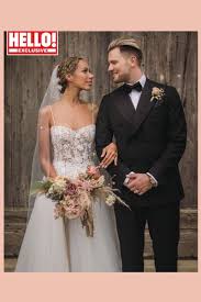 Ob das hochzeitskleid top ist oder womöglich zum flop wird, hängt unter anderem von der abstimmung auf. Die Schonsten Brautkleider Der Stars Braut Brautkleid Leona Lewis