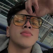 Daniel Casanova (@andrid_daniel_)