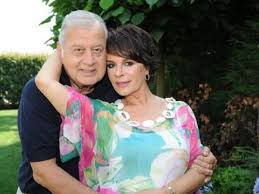 Hülya koçyiğit'ten eşi selim soydan'a. Hulya Kocyigit Buraya Kadarmis Selim