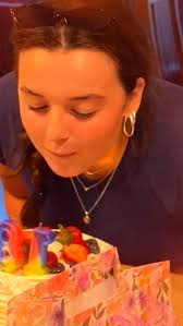 She’s 18 today, 👢👑 my youngest niece! To many, many more 𝓐𝓶𝓮𝓵𝓲𝓪  𝓢𝓱𝓮𝓪 𝓒𝓪𝓵𝓵𝓪𝓱𝓪𝓷 ... 🎂 Chasing my 𝓐𝓵𝓶𝓪 𝓜𝓪𝓽𝓮𝓻 down this  fall too!! #belmontuniversity #collegebound #ameliashea 💞🤲🏼♾️