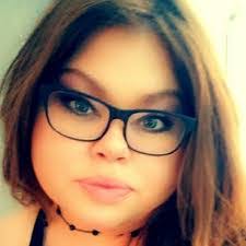 Christy Craft's Instagram, Twitter & Facebook