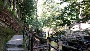 Menarik di kuala pilah kali ini akan membawa anda ke salah satu hutan lipur yang terkenal di daerah kuala pilah, negeri sembilan. Air Terjun Jeram Toi Hutan Lipur Jelebu