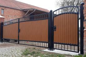 Hoftor metall selber bauen die 30 besten bilder zu hoftor metall hoftor metall 12 06 2017 erkunde jh whs pinnwand hoftor metall auf pinterest weitere ideen zu hoftor metall hoftor tor design hoftor aus. Hoftore Fotogalerie Metallzaune Aus Polen Ol Mar