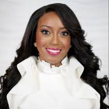 Michelle Fraser's Instagram, Twitter & Facebook