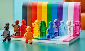 Amsterdam kondigde dat woensdag al aan. Everyone Is Awesome Lego To Launch First Lgbtq Set Lgbt Rights The Guardian