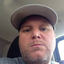 Shane (@swingertsask)