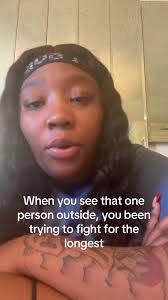 Yasmine Scott's Instagram, Twitter & Facebook