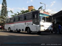 Hino fl 235 jw 10 ban, 26 ton, 235 ps merupakan kendaraan yang sangat tepat bagi perusahaan angkutan yang membutuhkan ruang muatan dengan kubikasi besar. Indonesia Buses Worldwide