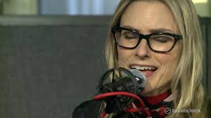 Aimee Mann — 'Patient Zero,' Live