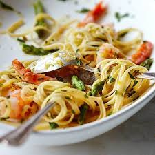 Fettucines Aux Crevettes A L Italienne Avec Images Recette Pate Recettes De Cuisine Recette Cuisine Italienne