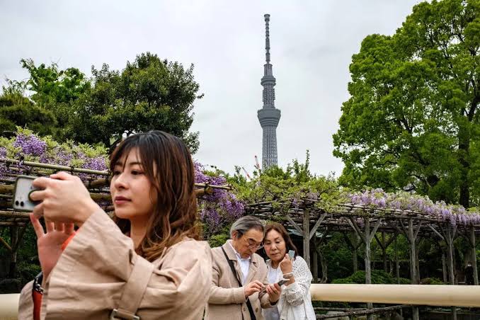 Weak yen keeps Japanese tourists at home while visitor numbers rise | The Straits Times
