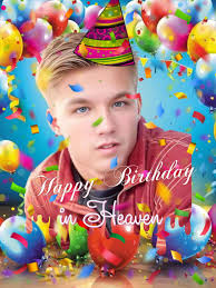 Happy 36th birthday in heaven Nick! Love love love you!!! 💙…sending you  big wishes …and a cake!