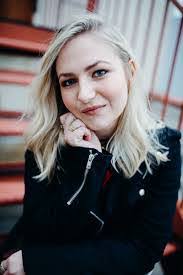 Vicki Hyde's Instagram, Twitter & Facebook