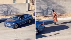 The haters are ramirez' biggest influence. Frau Hilft Beim Einparken Das Nimmt Eine Kuriose Wendung Stern De